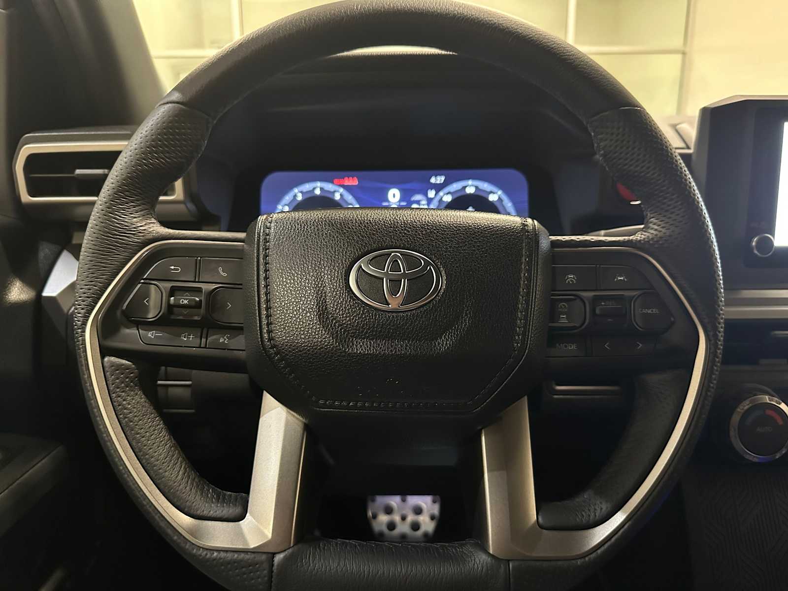 Thumbnail: 2024 Toyota Tacoma - 11