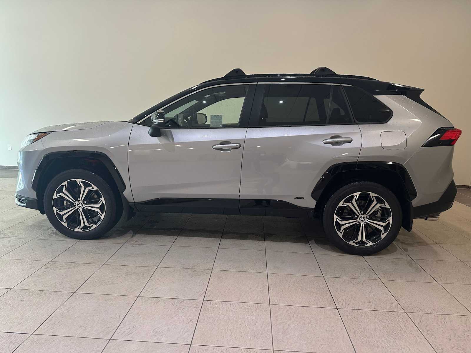 Thumbnail: 2025 Toyota RAV4 - 3