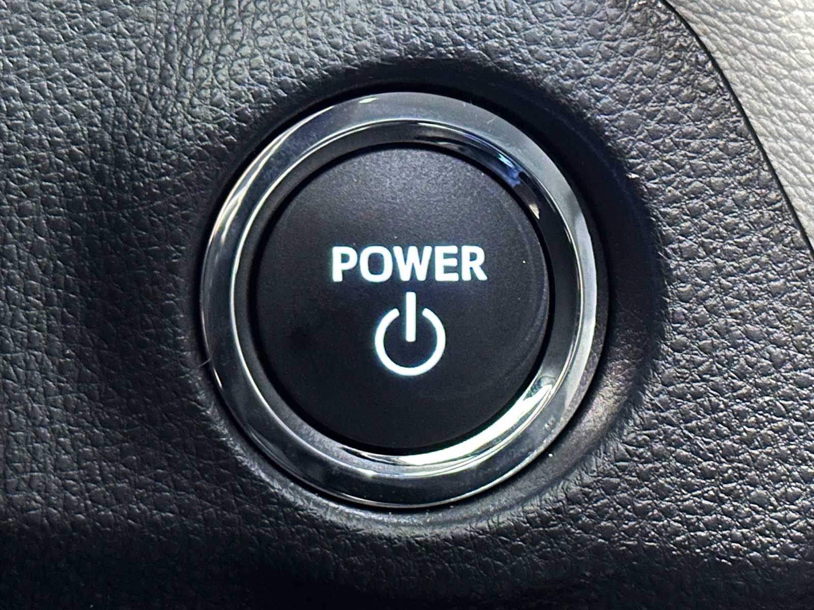 Thumbnail: 2025 Toyota RAV4 - 34