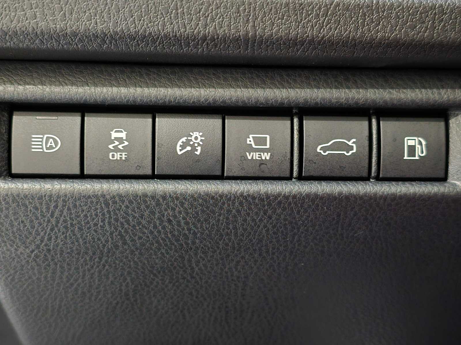 Thumbnail: 2026 Toyota Camry - 19