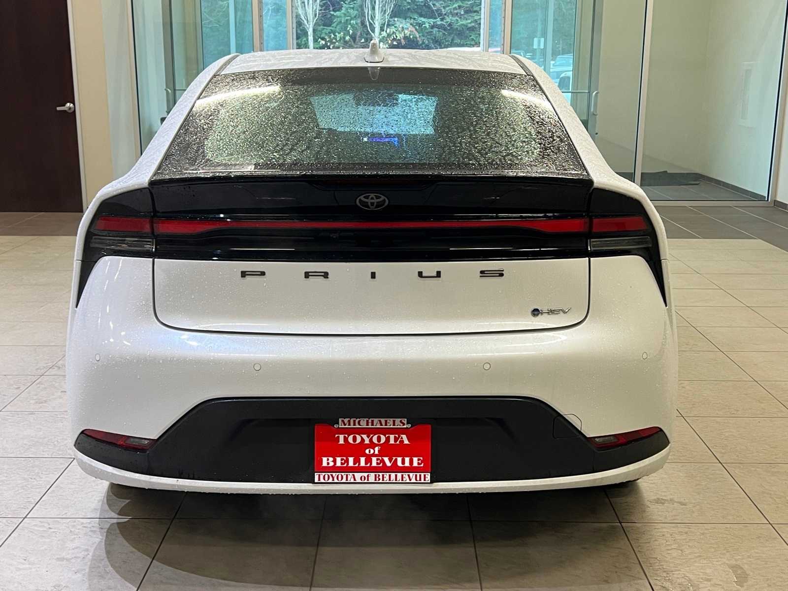 Thumbnail: 2024 Toyota Prius - 5