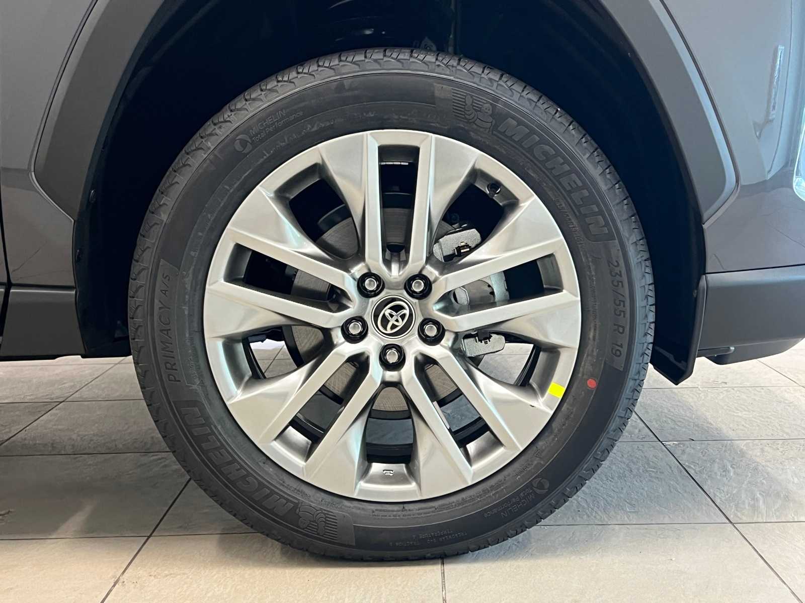 Thumbnail: 2025 Toyota RAV4 - 7