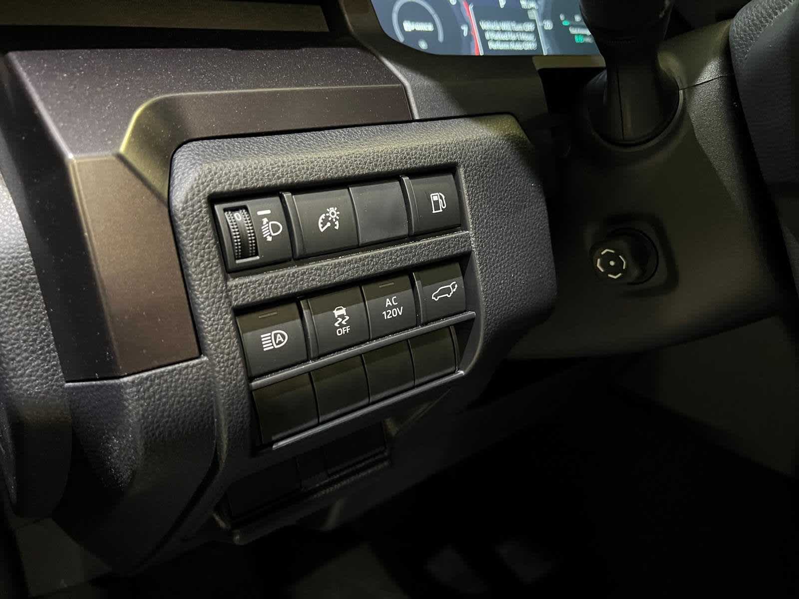 Thumbnail: 2025 Toyota 4Runner - 15