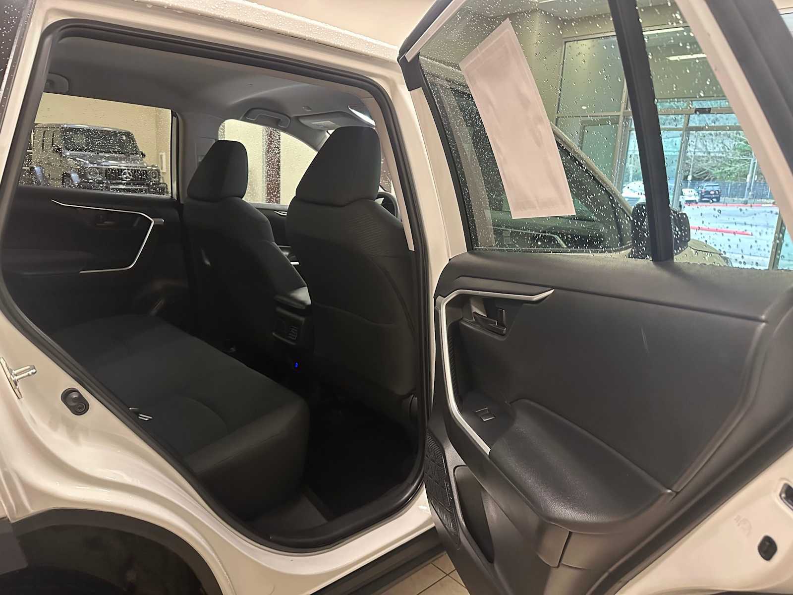 Thumbnail: 2023 Toyota RAV4 - 25