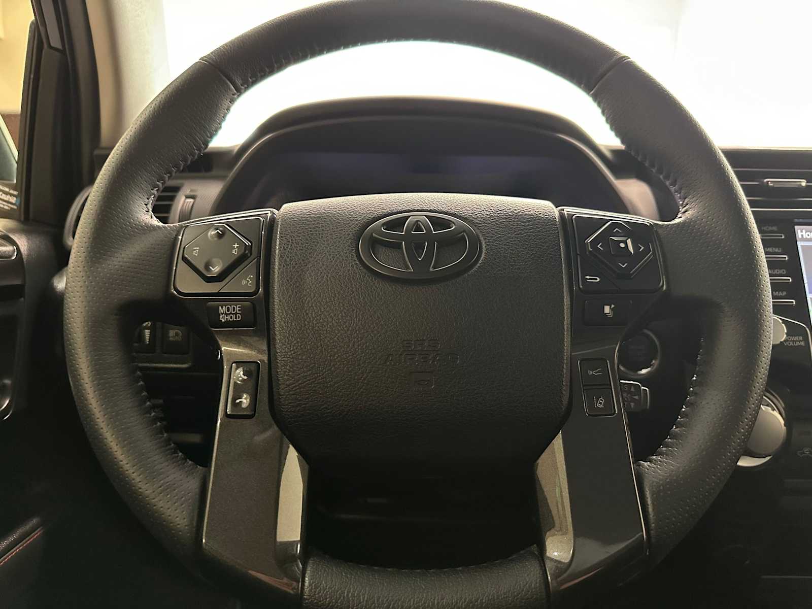 Thumbnail: 2021 Toyota 4Runner - 12