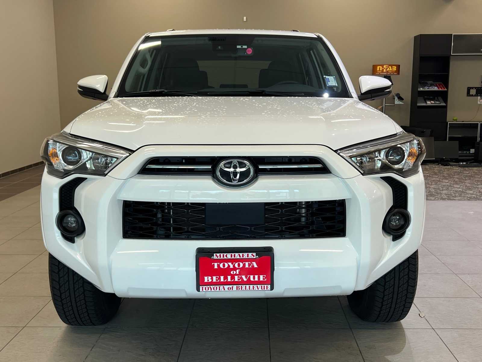 Thumbnail: 2024 Toyota 4Runner - 8