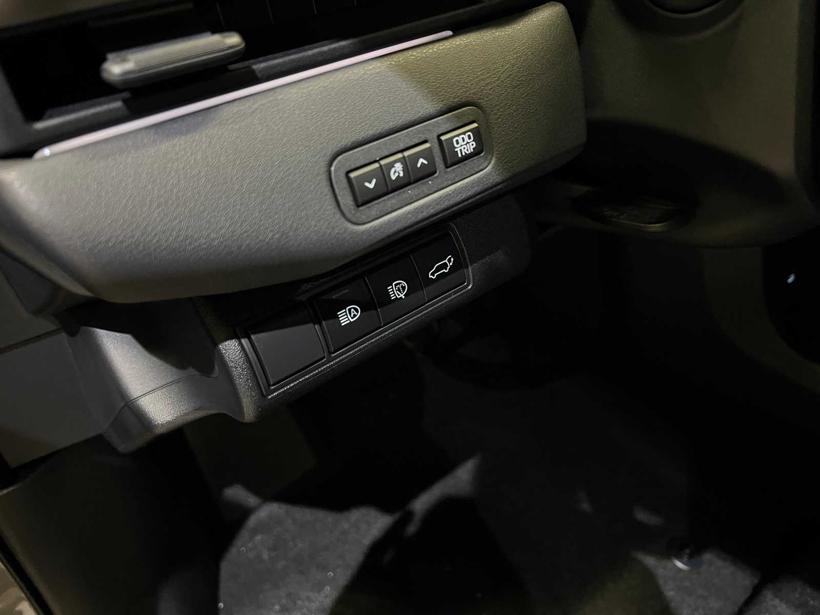 Thumbnail: 2026 Toyota bZ - 16