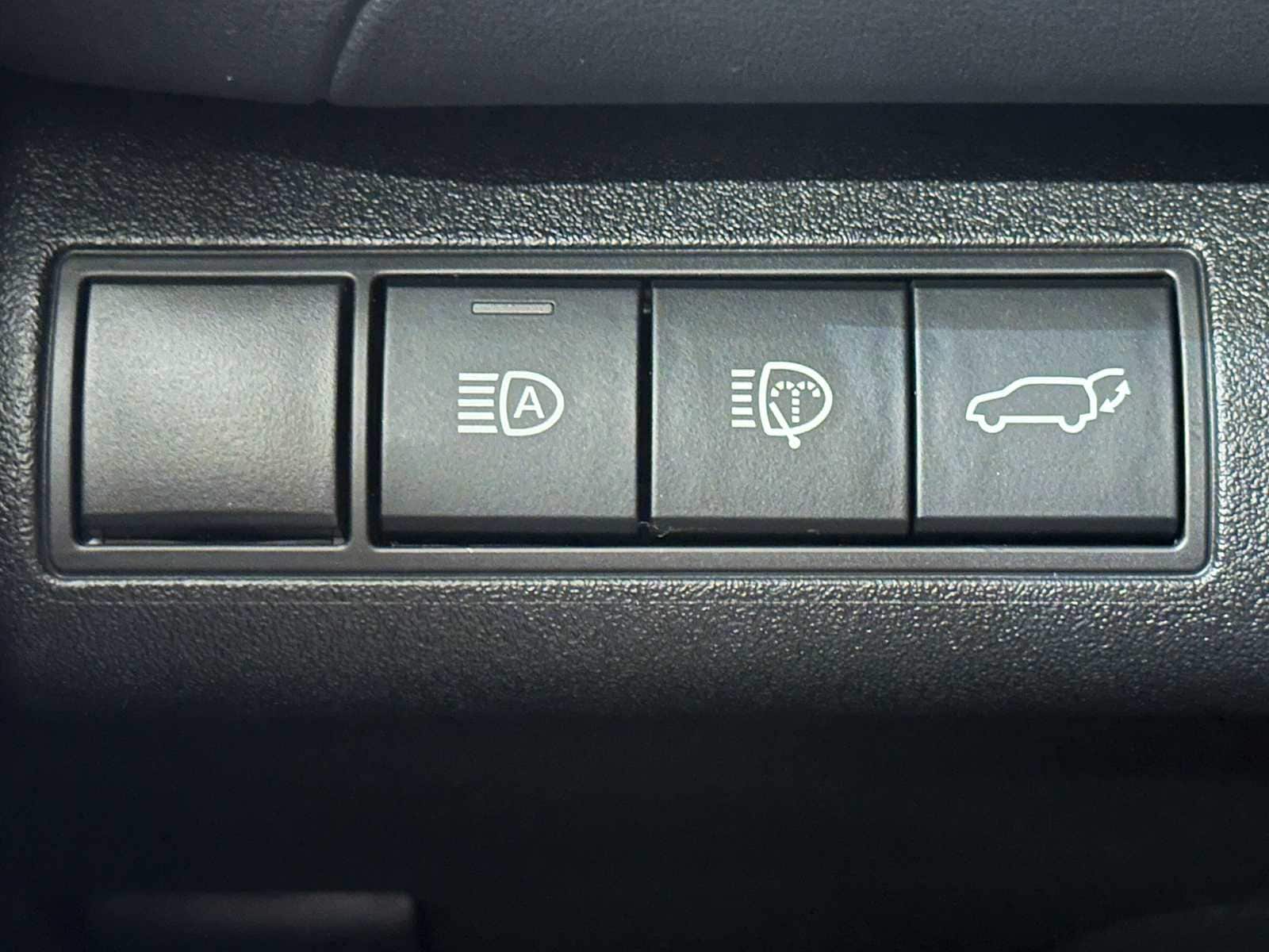 Thumbnail: 2026 Toyota bZ - 17