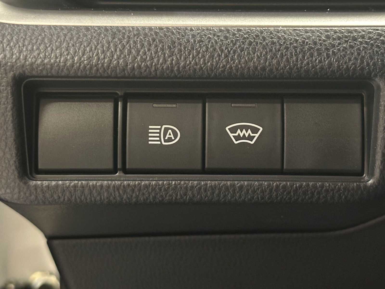 Thumbnail: 2024 Toyota Prius - 18