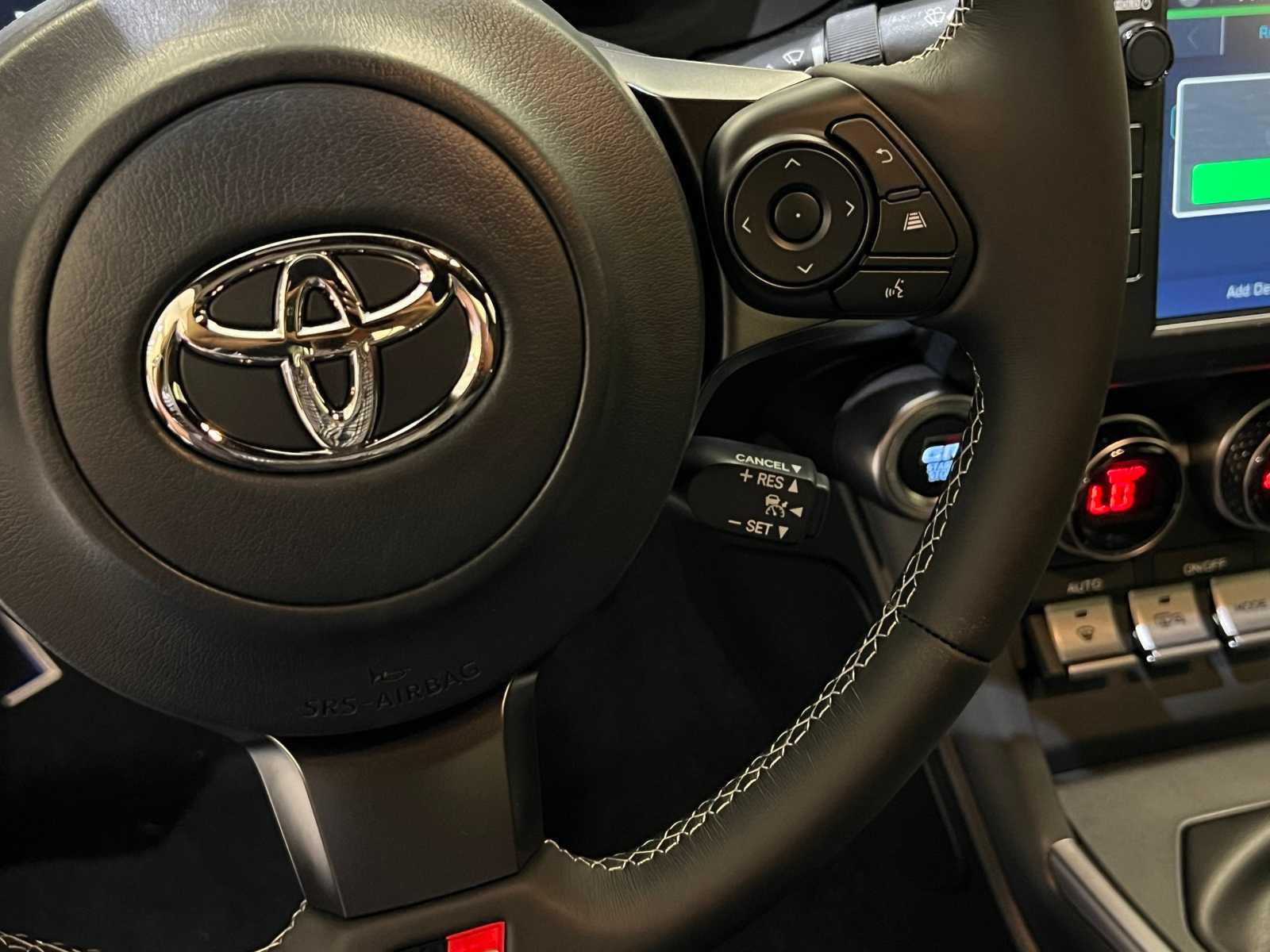 Thumbnail: 2025 Toyota GR86 - 16