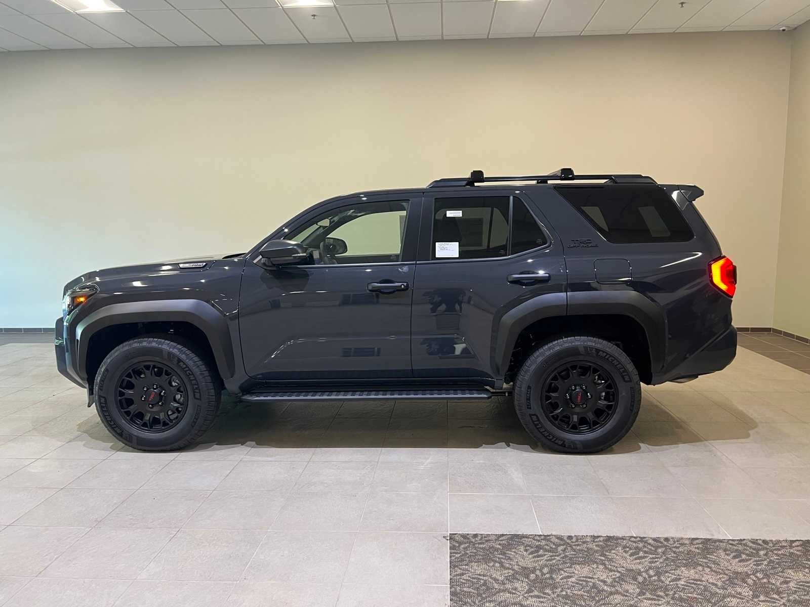 Thumbnail: 2025 Toyota 4Runner - 3