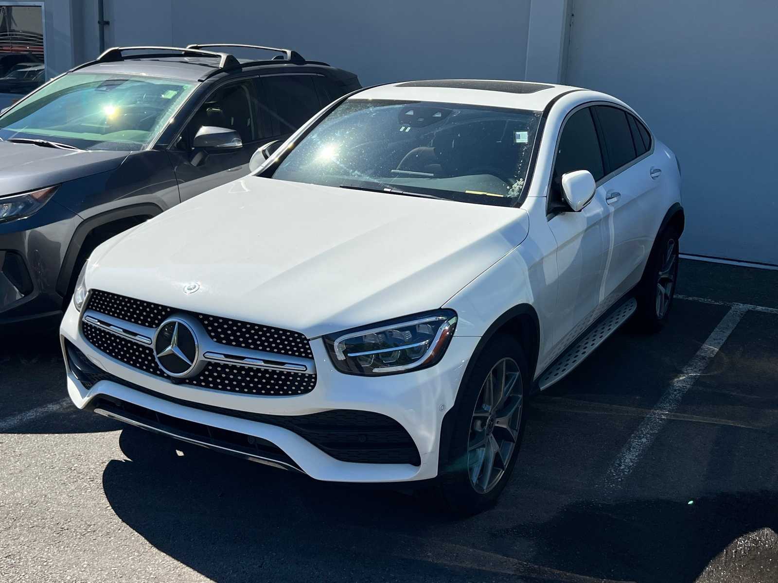 2020 Mercedes-Benz GLC 300 Hero Image