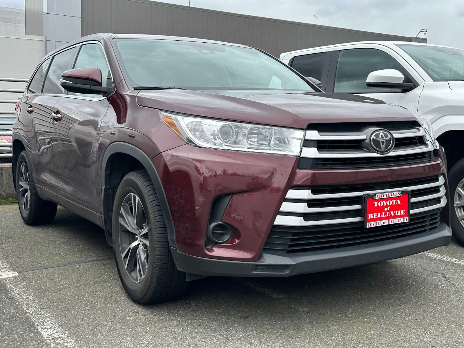 Thumbnail: 2018 Toyota Highlander - 3