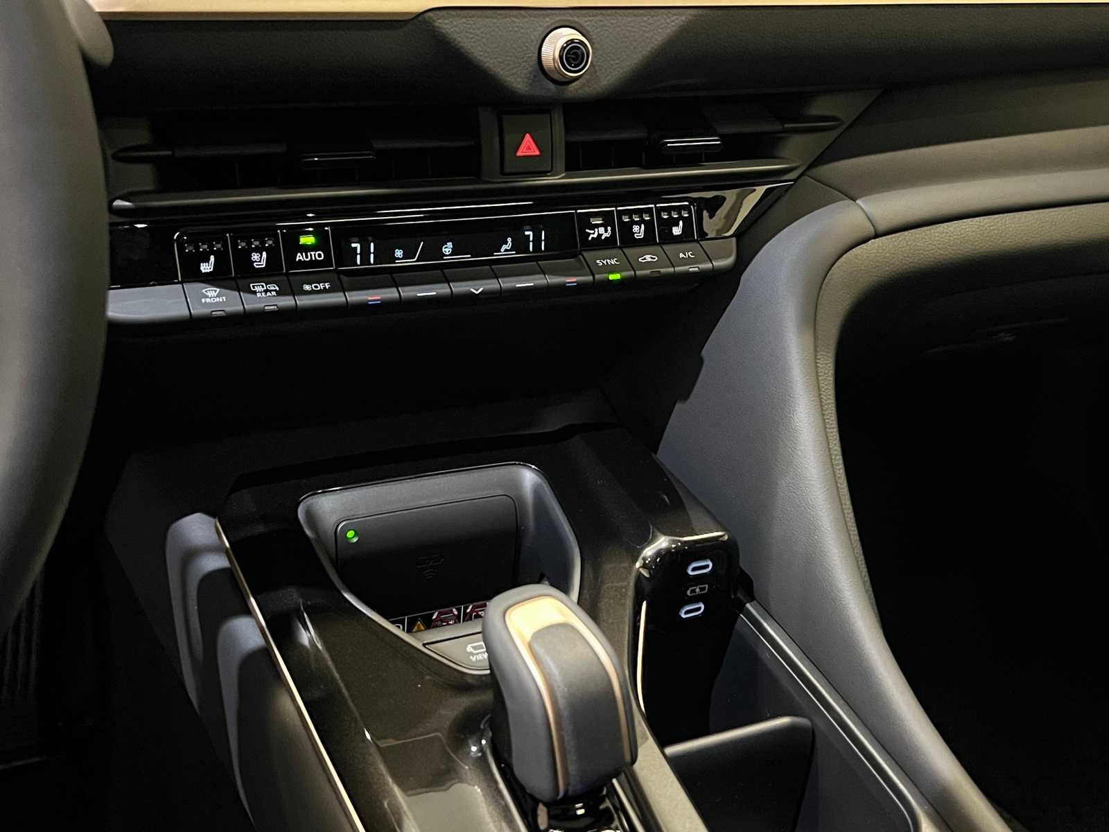 Thumbnail: 2026 Toyota Crown - 24