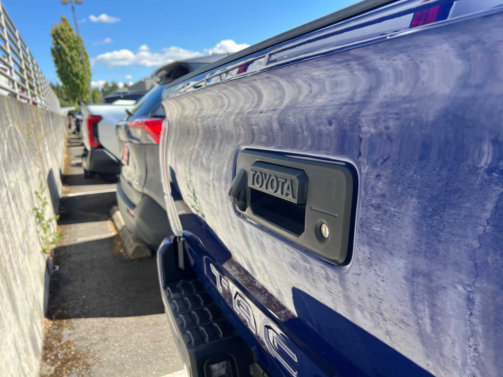Thumbnail: 2023 Toyota Tacoma - 11