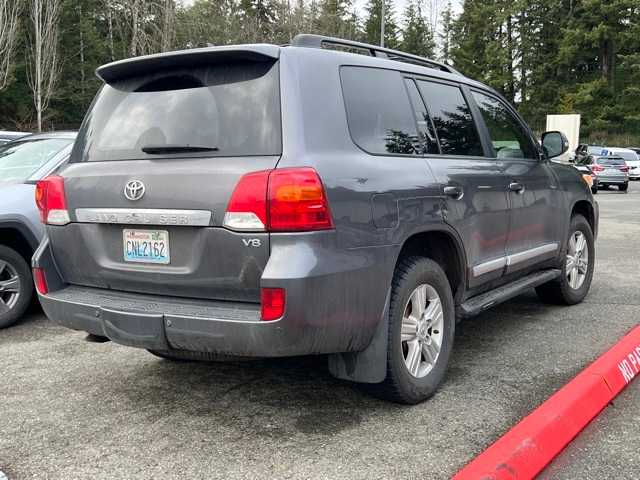 2014 Toyota Land Cruiser  7