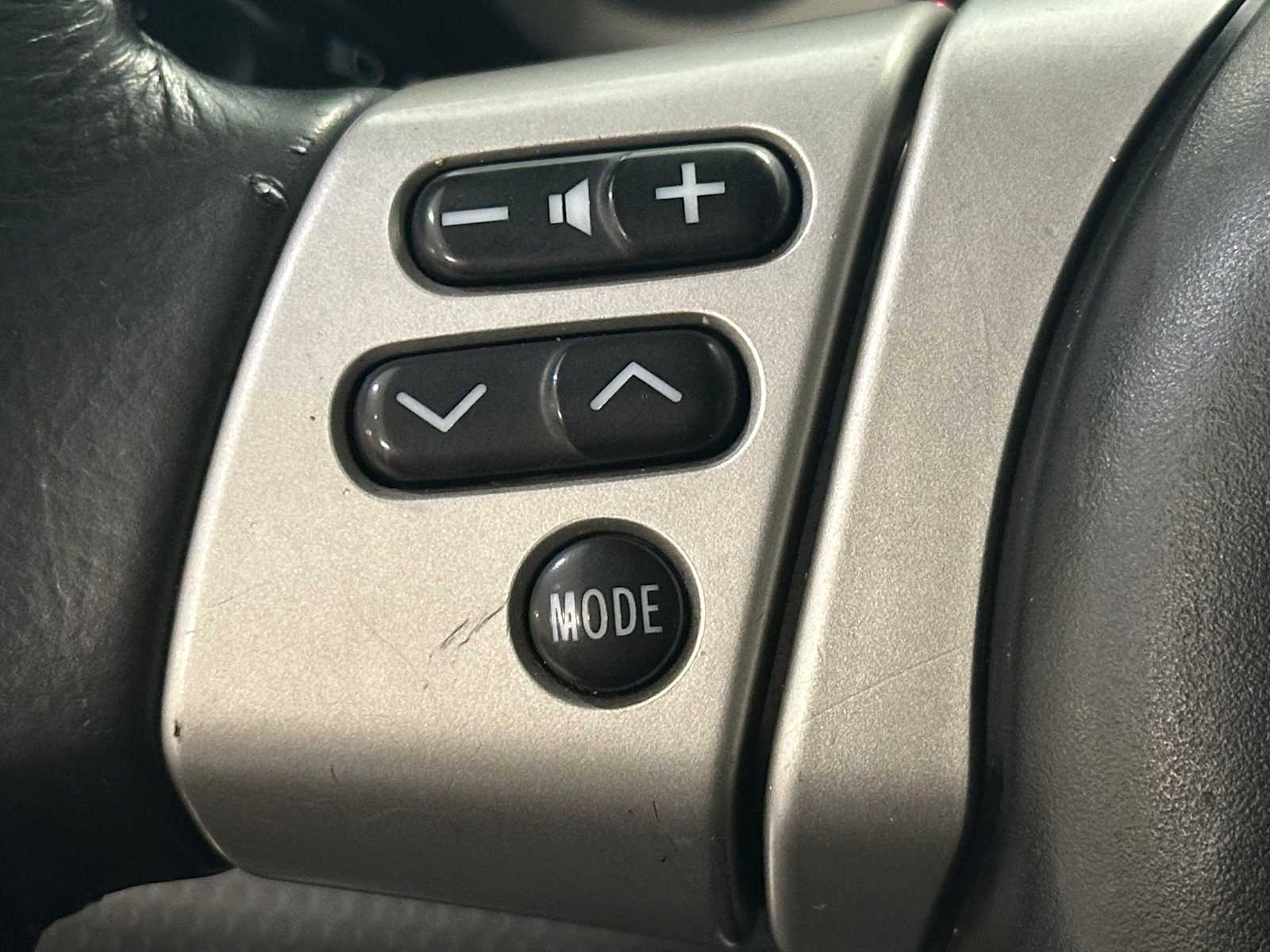 Thumbnail: 2008 Toyota FJ Cruiser - 17