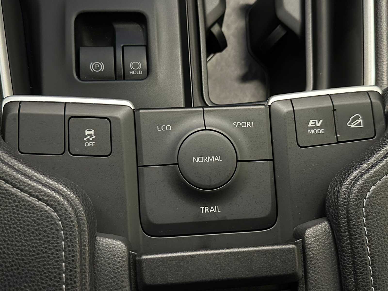 Thumbnail: 2024 Toyota Grand Highlander - 17