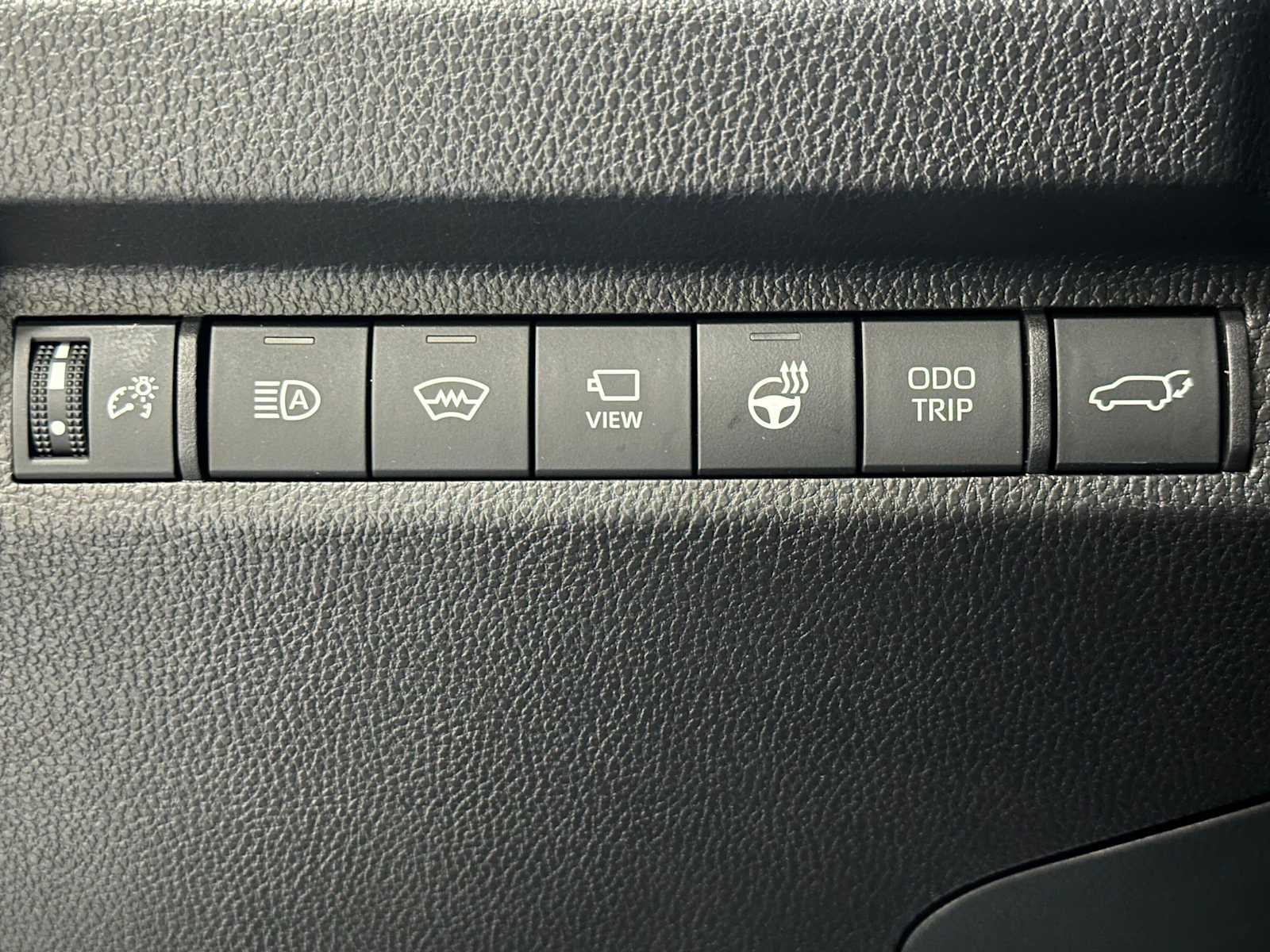 Thumbnail: 2025 Toyota RAV4 - 17