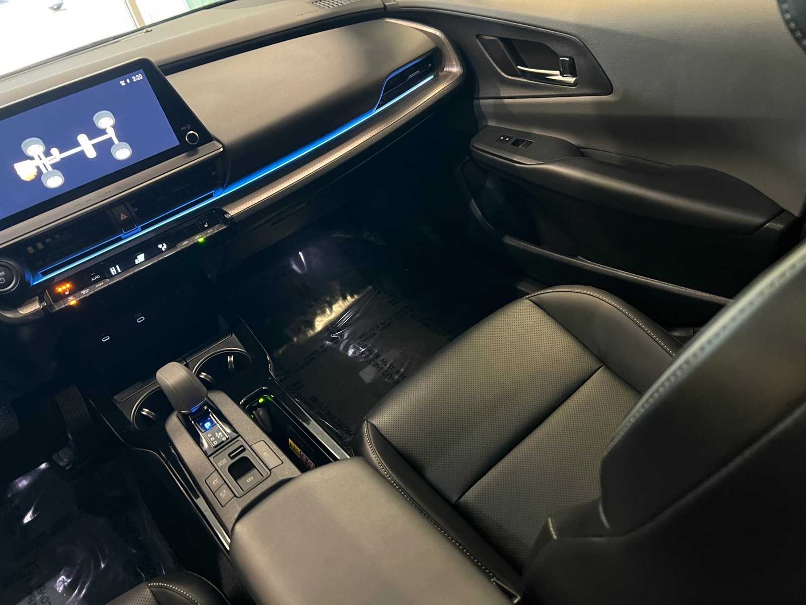 Thumbnail: 2024 Toyota Prius - 11