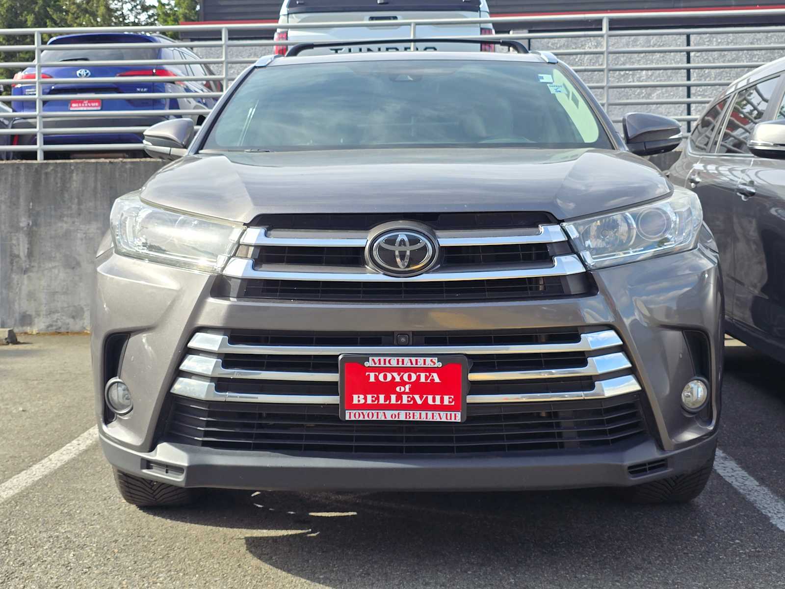 Thumbnail: 2018 Toyota Highlander - 2