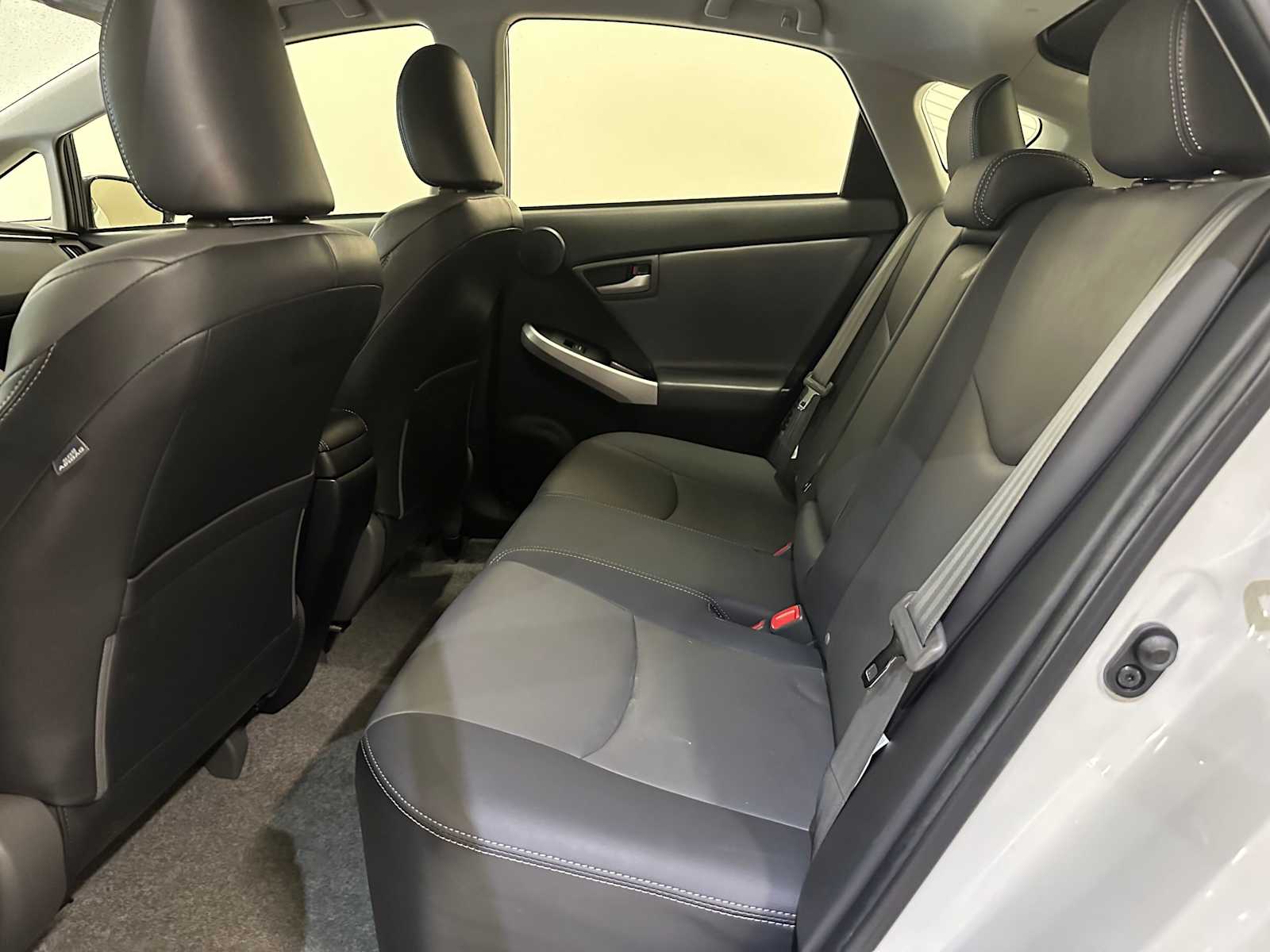 Thumbnail: 2012 Toyota Prius - 21