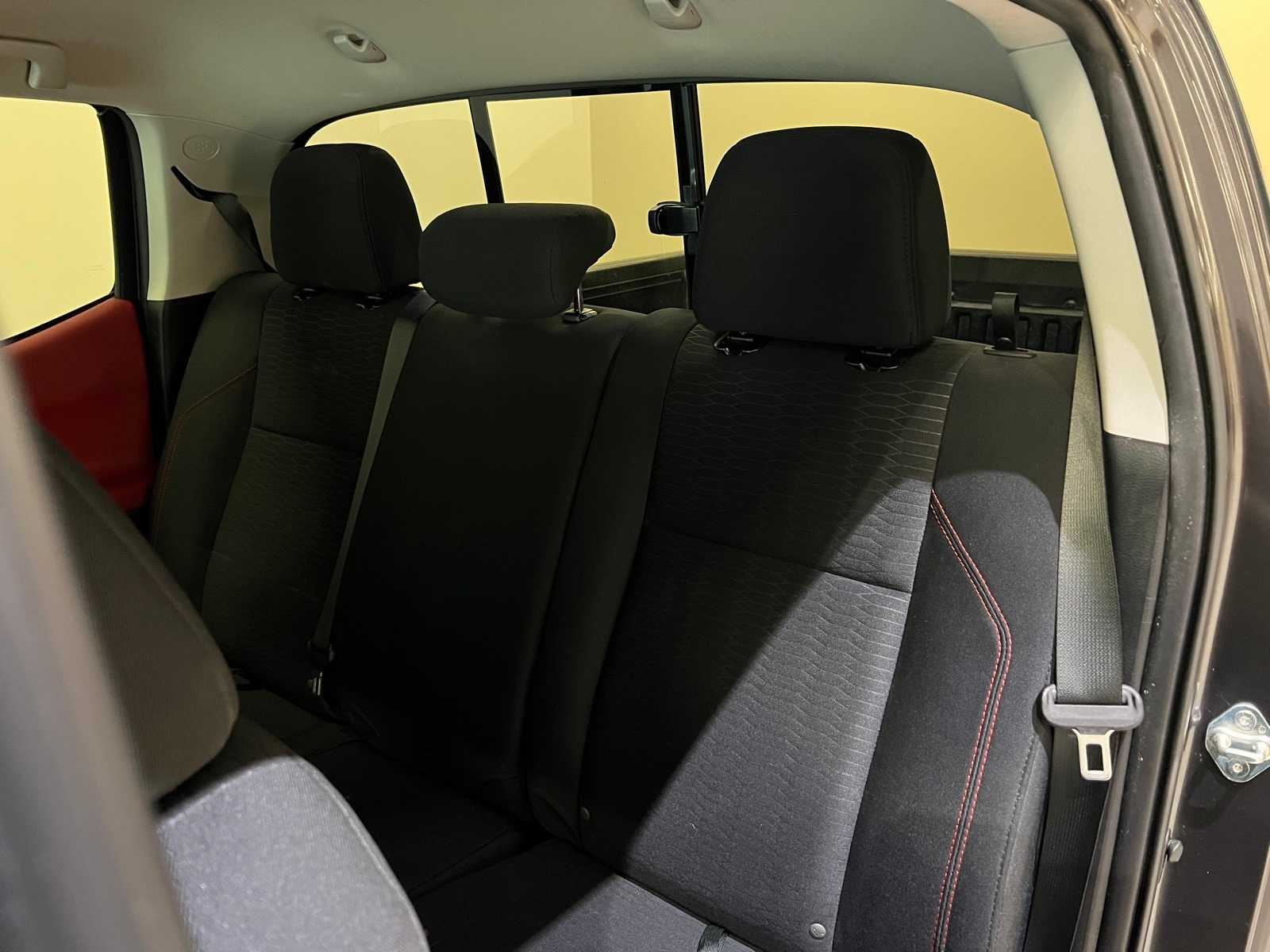 Thumbnail: 2017 Toyota Tacoma - 12