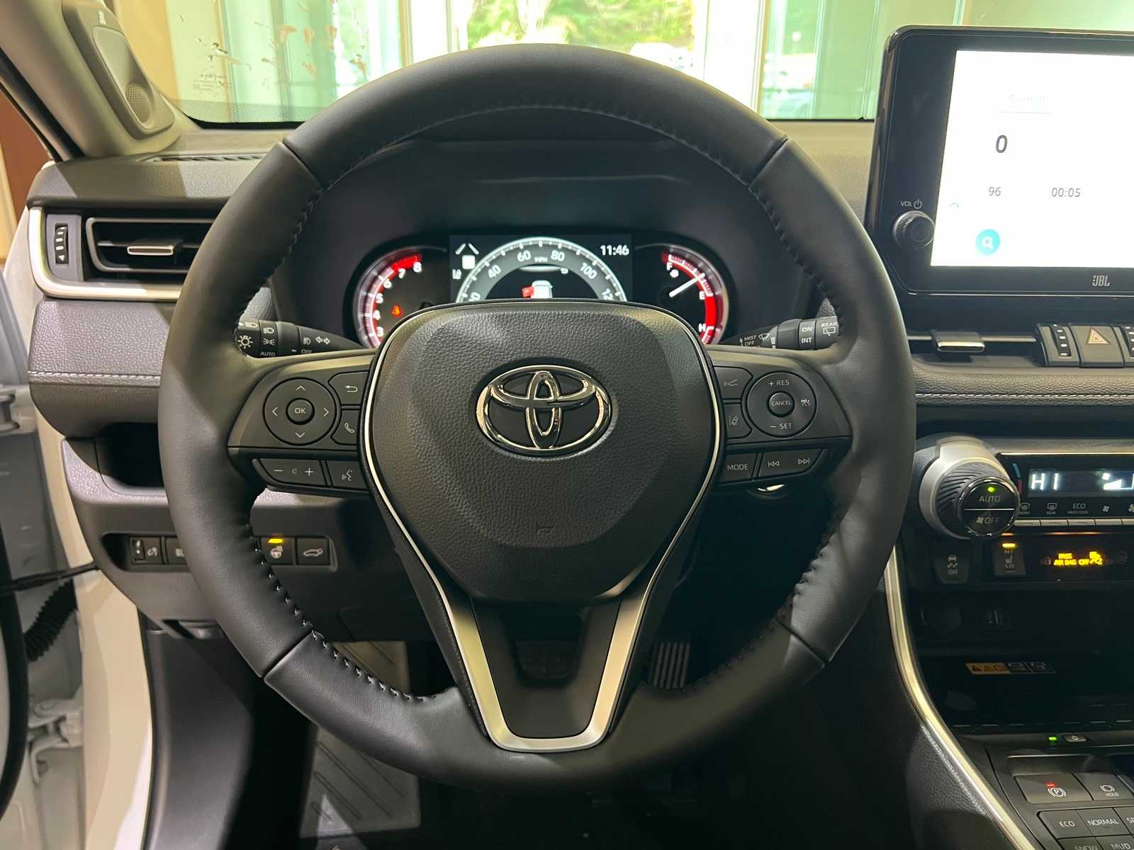 Thumbnail: 2025 Toyota RAV4 - 20