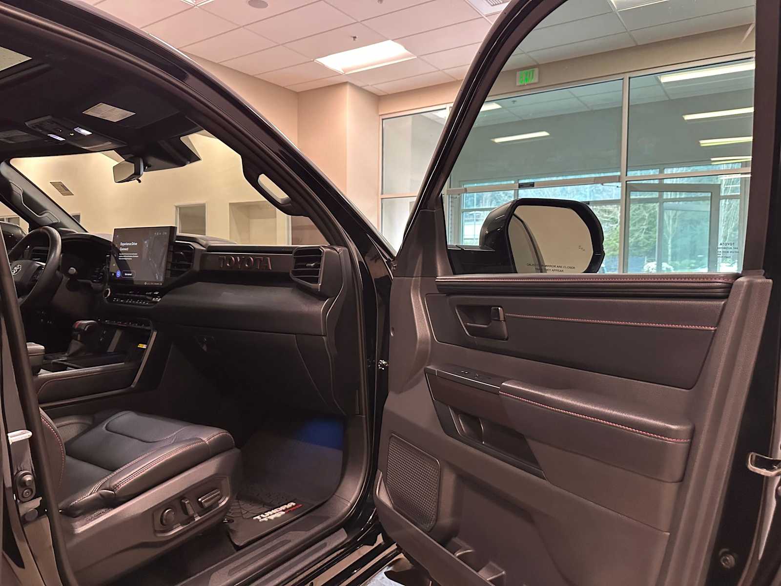 Thumbnail: 2024 Toyota Tundra - 28