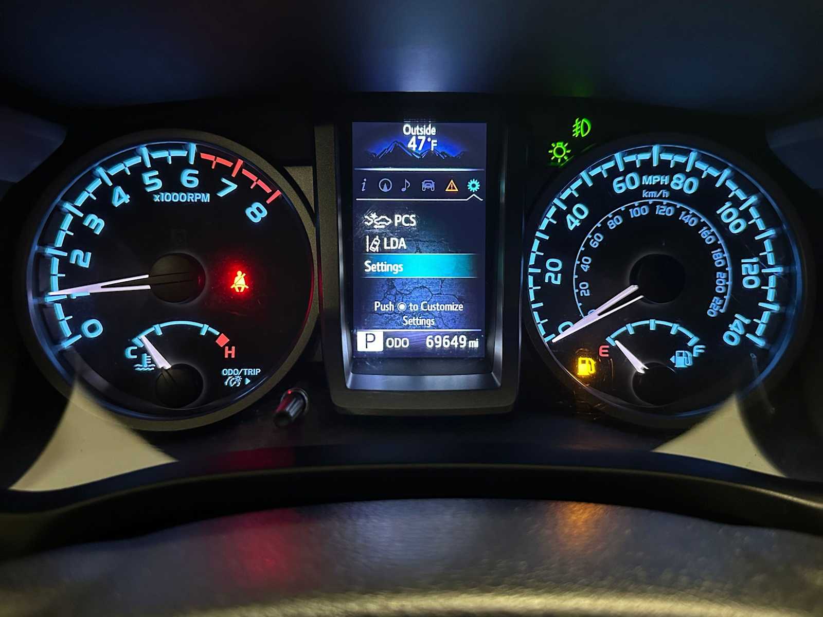 Thumbnail: 2021 Toyota Tacoma - 12