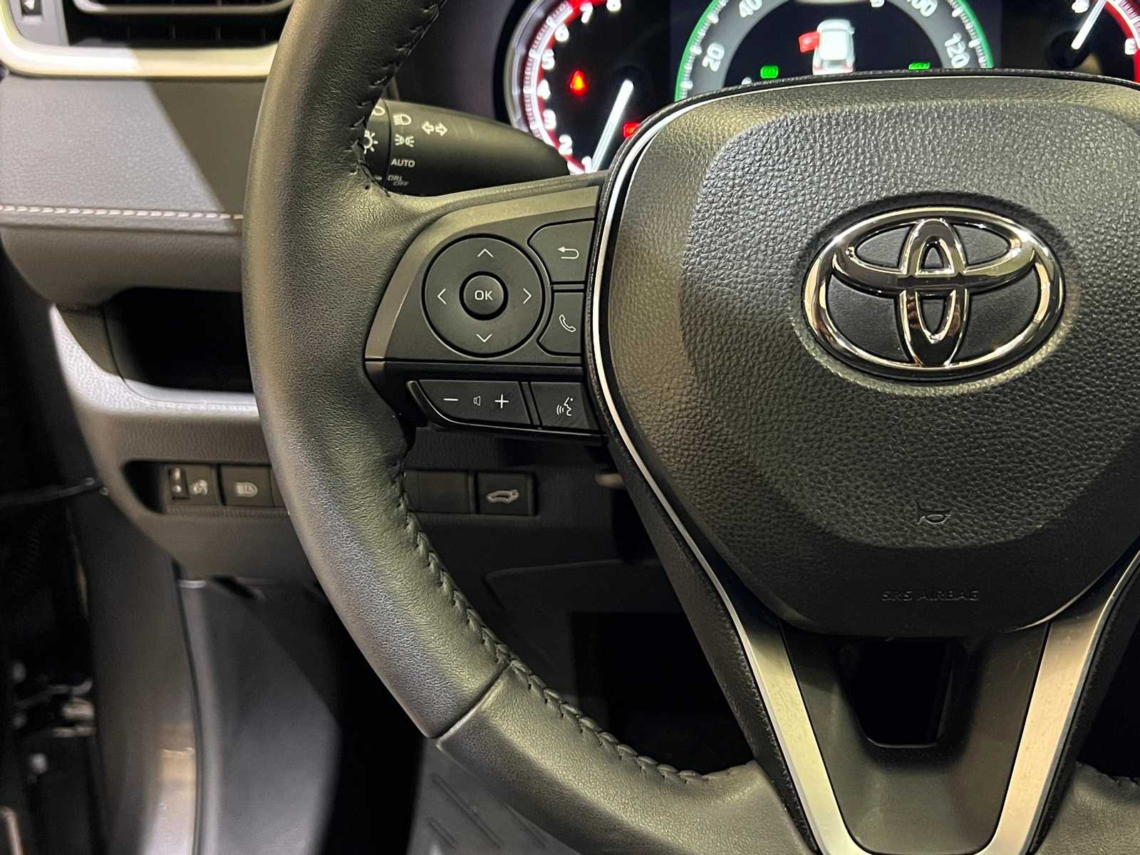 Thumbnail: 2024 Toyota RAV4 - 22