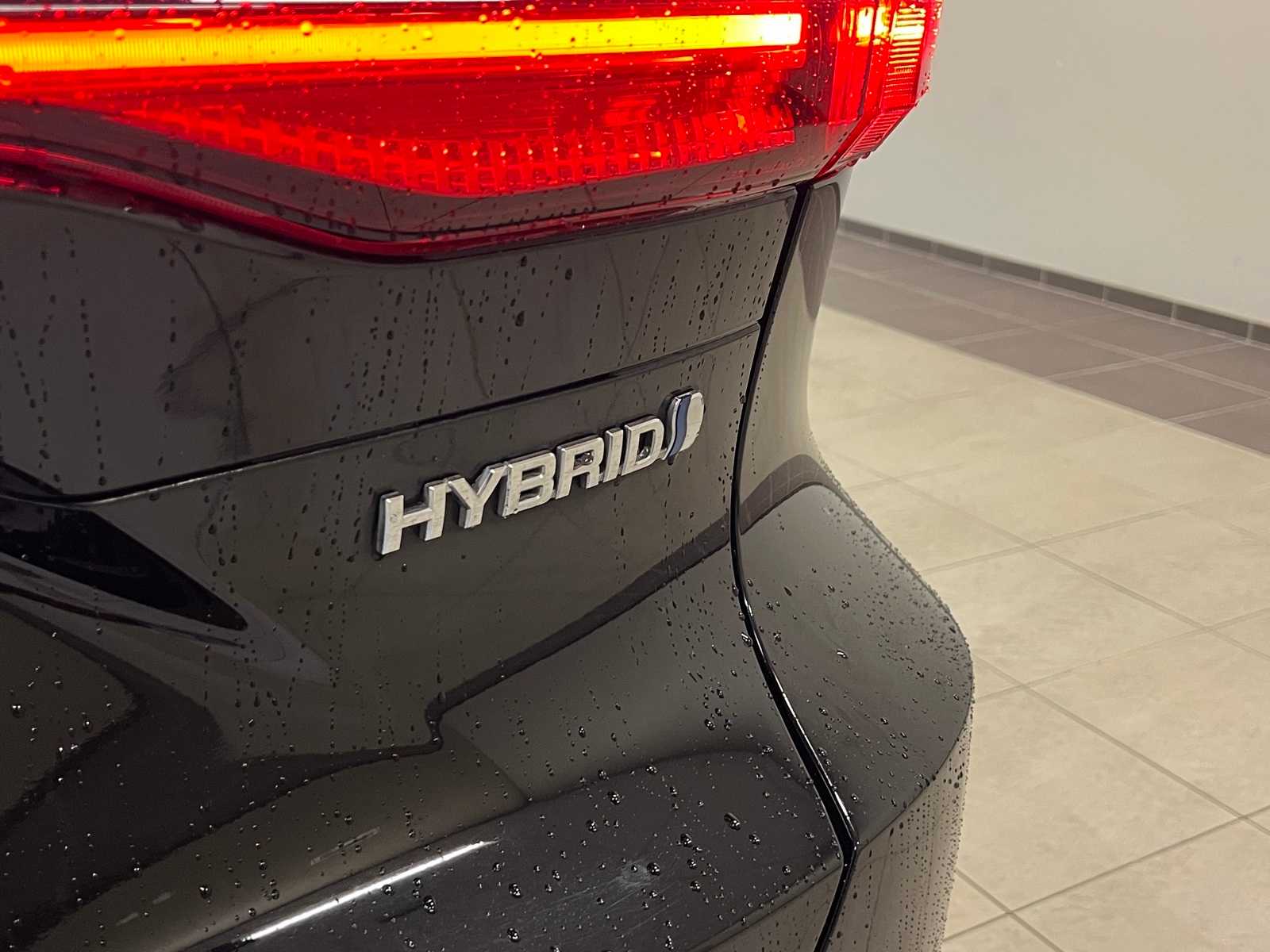 Thumbnail: 2022 Toyota Venza - 6