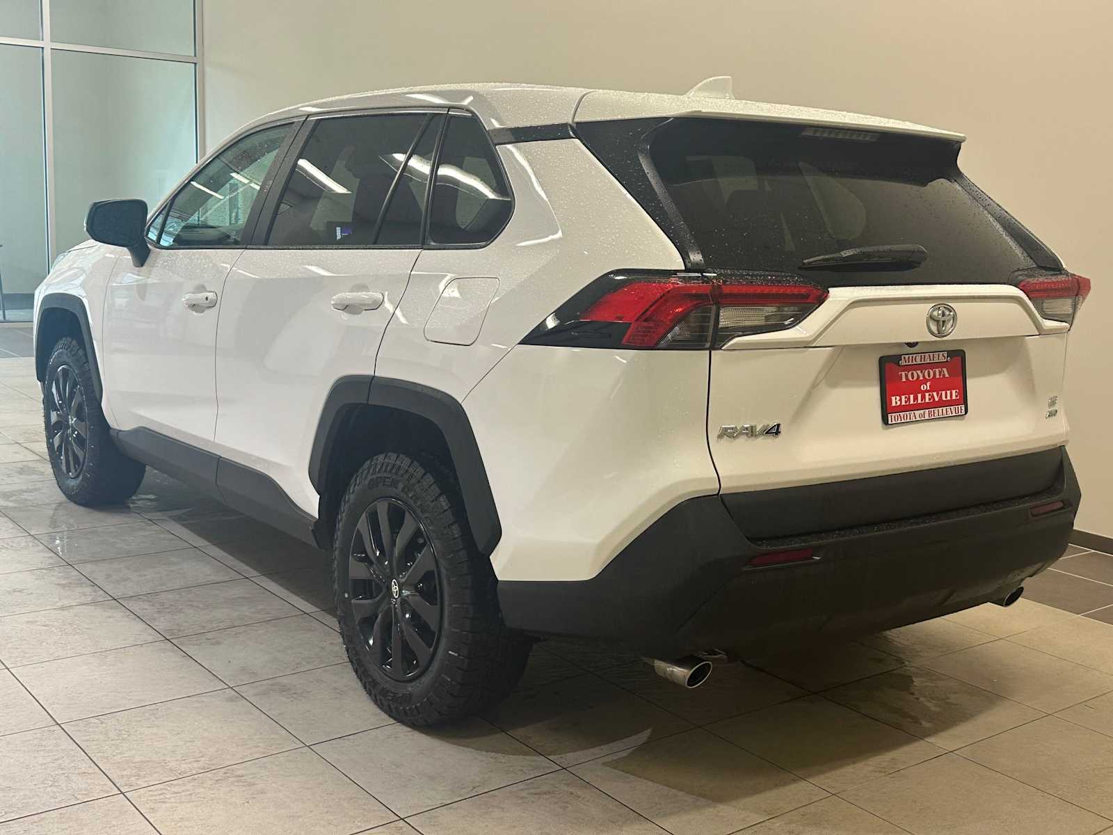 Thumbnail: 2023 Toyota RAV4 - 4