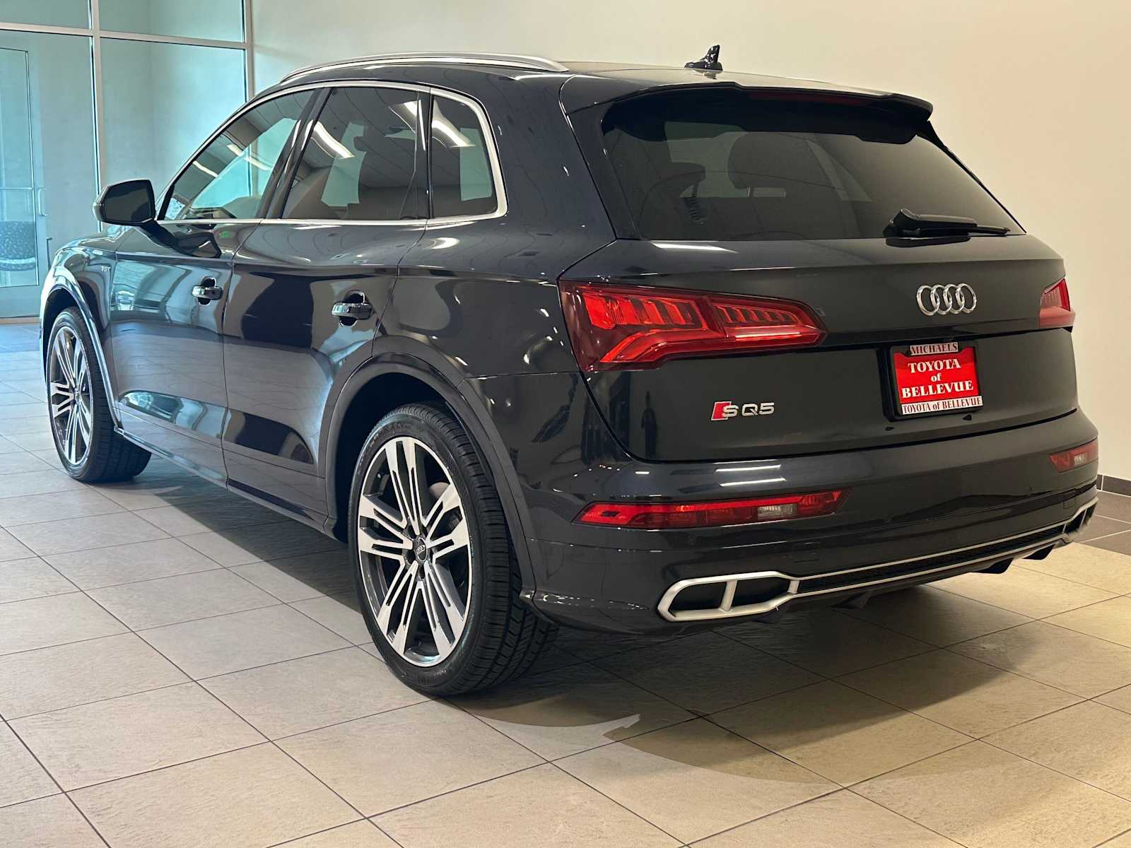 Thumbnail: 2018 Audi SQ5 - 4
