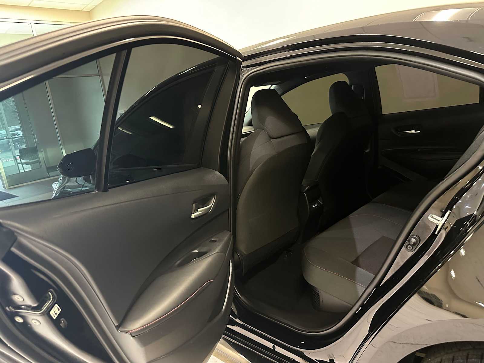 Thumbnail: 2025 Toyota Corolla - 23