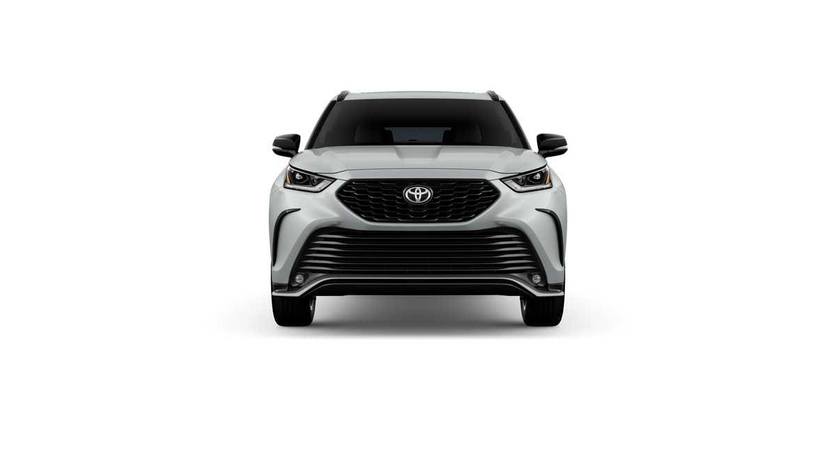 Thumbnail: 2026 Toyota Highlander - 17