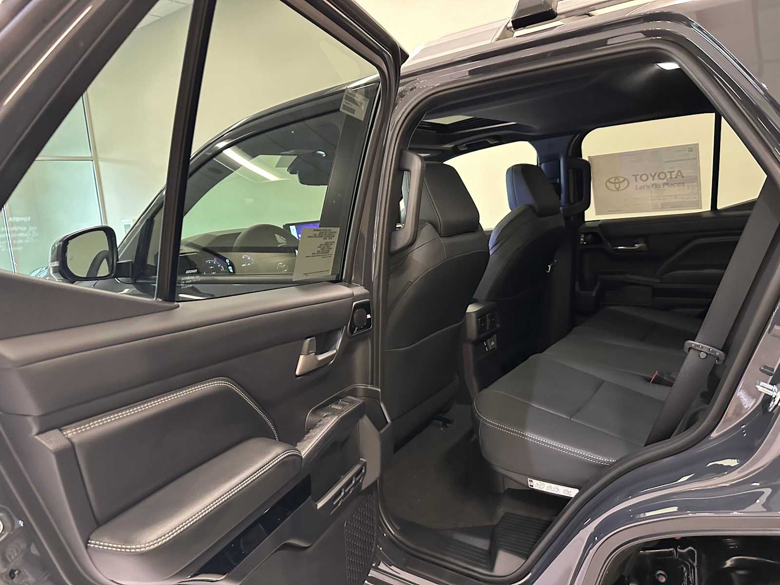 Thumbnail: 2026 Toyota 4Runner - 24