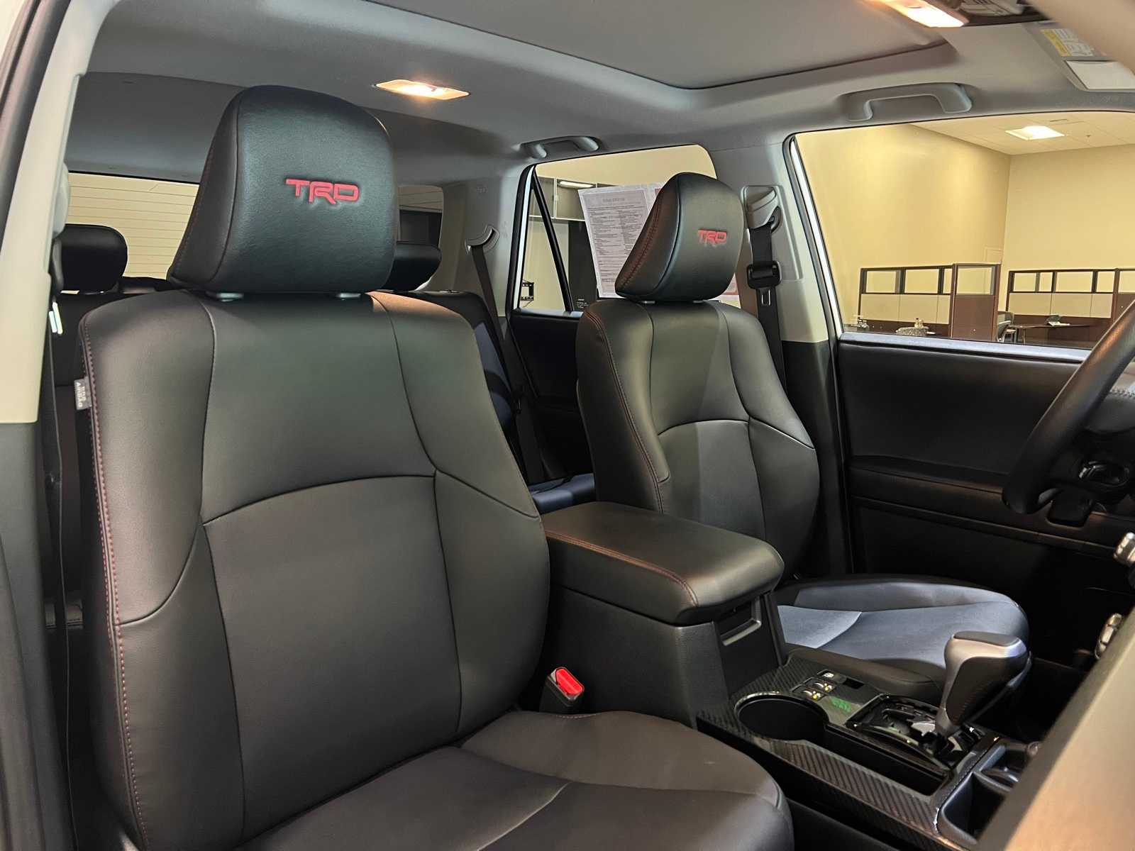 Thumbnail: 2024 Toyota 4Runner - 14