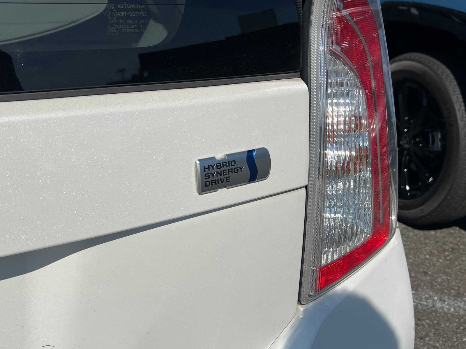 Thumbnail: 2014 Toyota Prius - 8