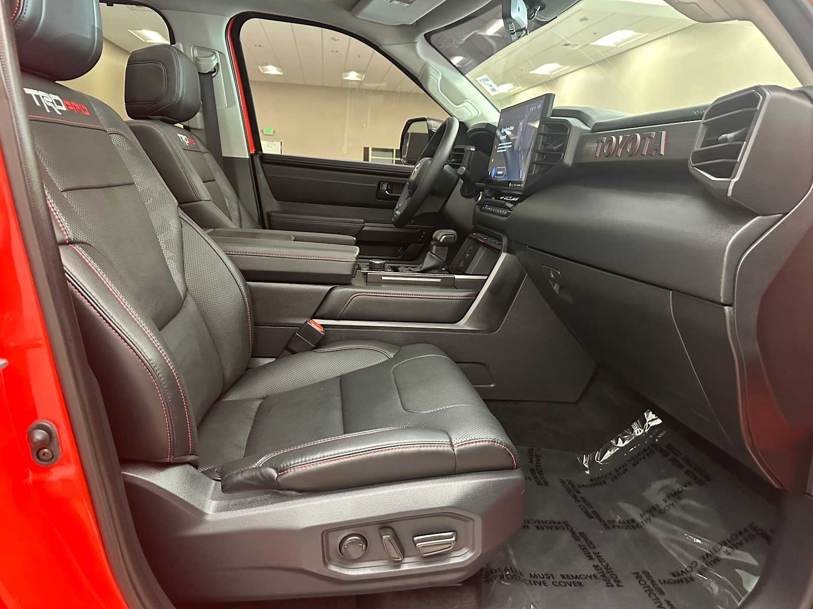 Thumbnail: 2023 Toyota Sequoia - 28