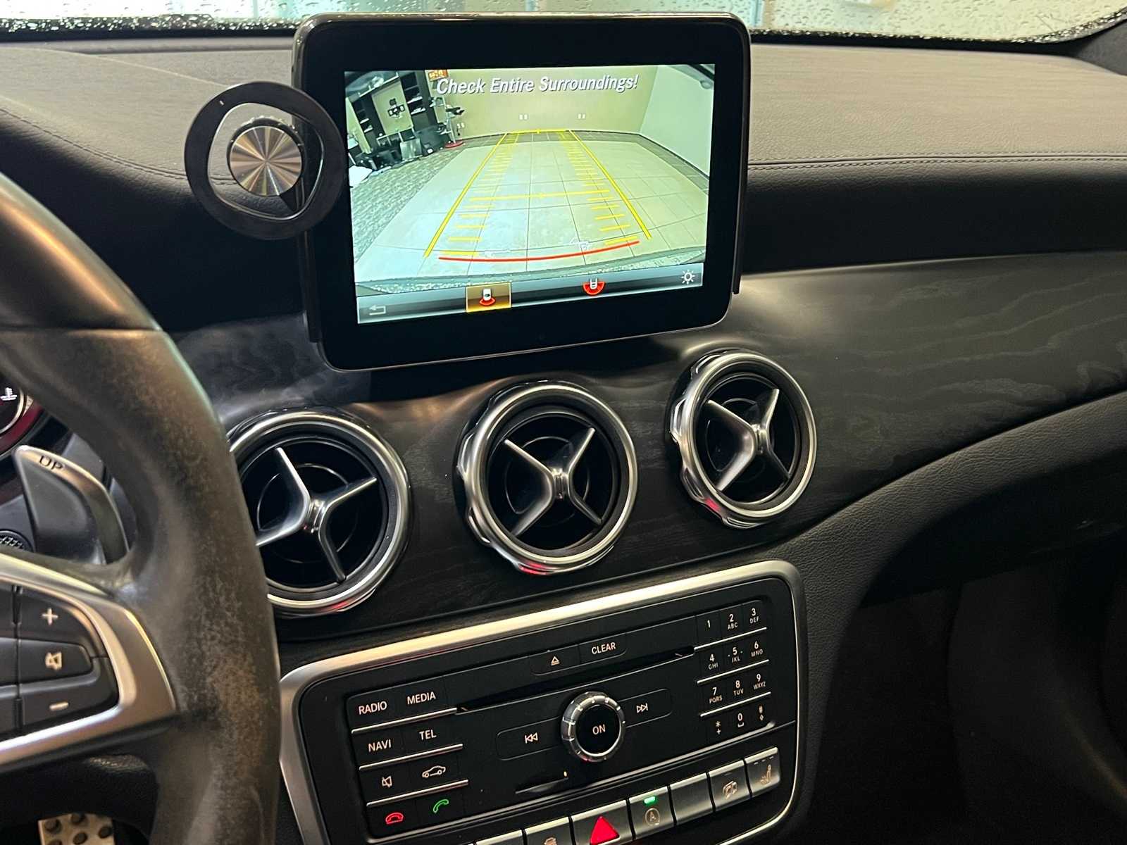 Thumbnail: 2018 Mercedes-Benz GLA - 23