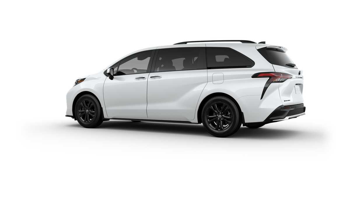 Thumbnail: 2025 Toyota Sienna - 5