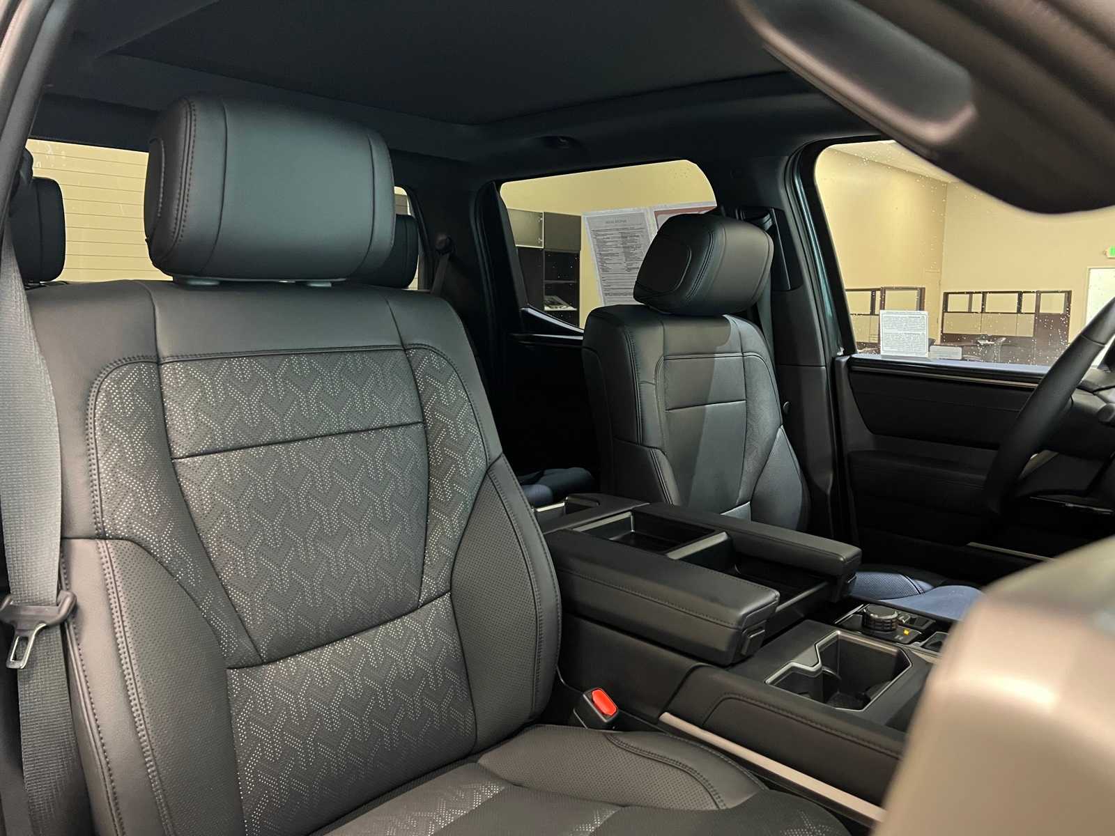 Thumbnail: 2025 Toyota Tundra - 14