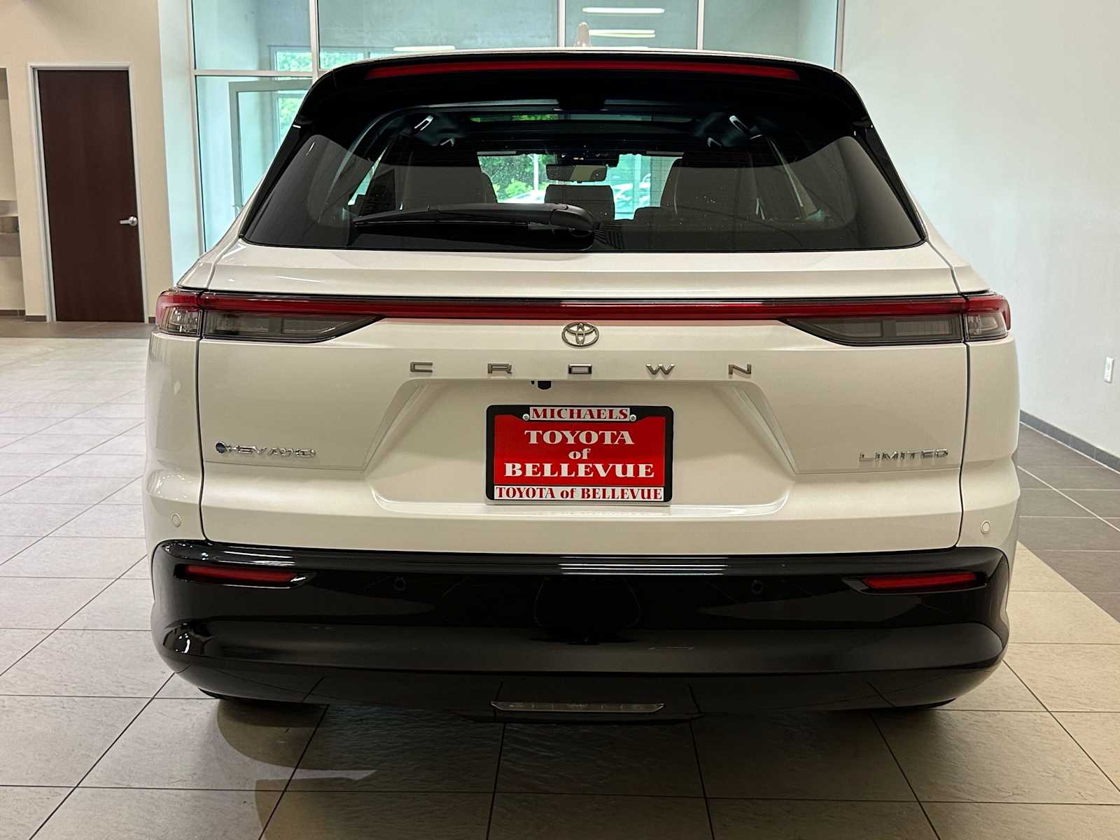 Thumbnail: 2026 Toyota Crown Signia - 5