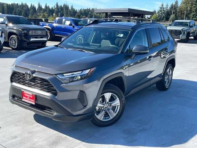 2022 Toyota RAV4 XLE -
                Bellevue, WA