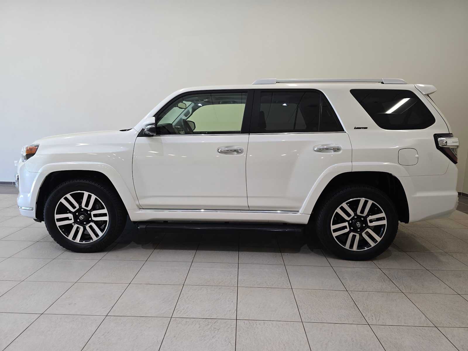Thumbnail: 2023 Toyota 4Runner - 3