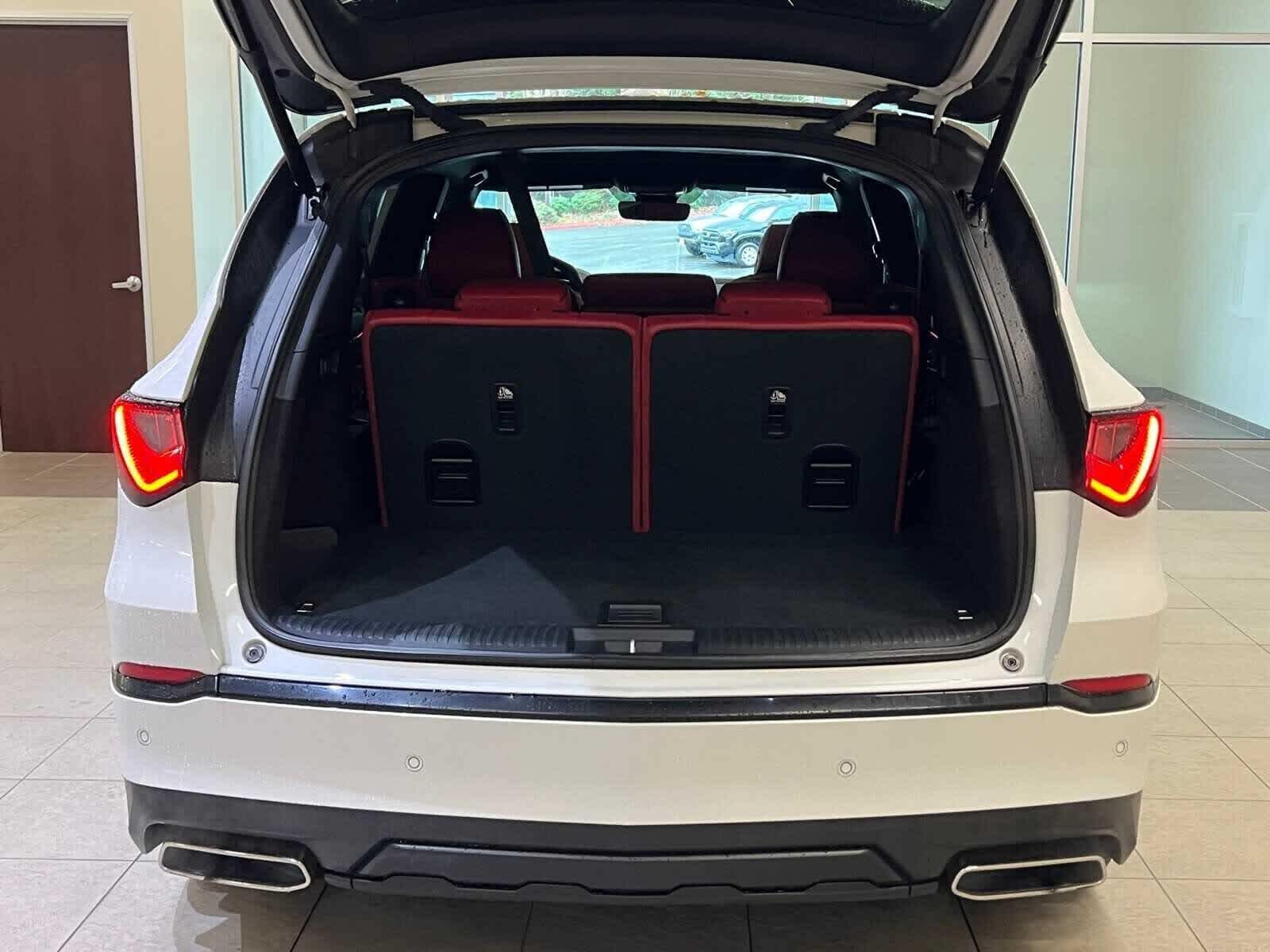 Thumbnail: 2022 Acura MDX - 28