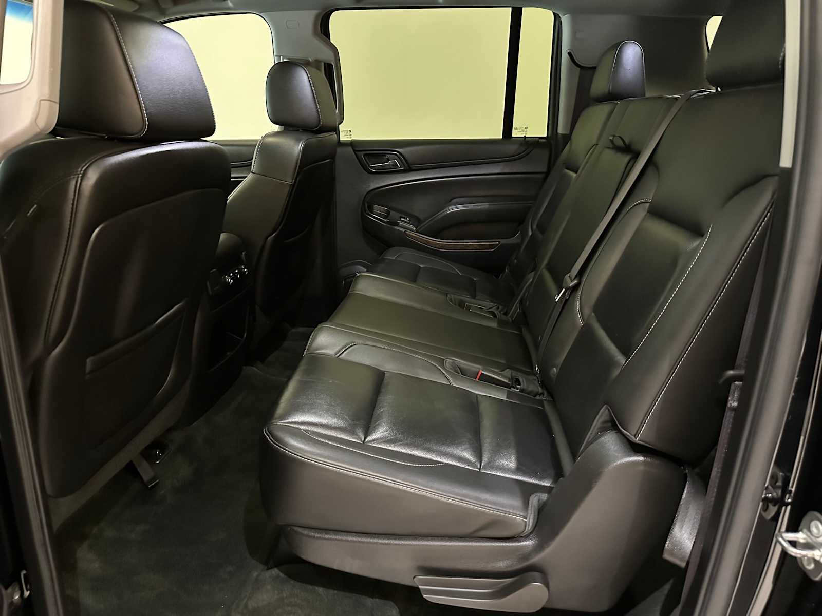 Thumbnail: 2015 Chevrolet Suburban - 23