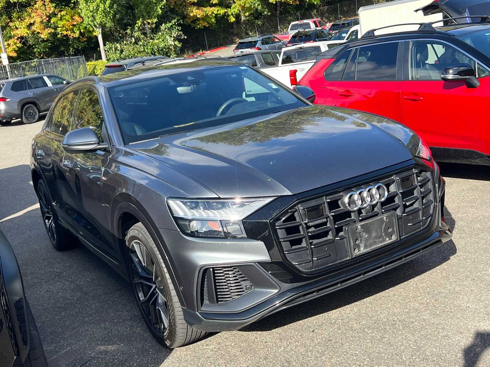 Thumbnail: 2020 Audi Q8 - 3