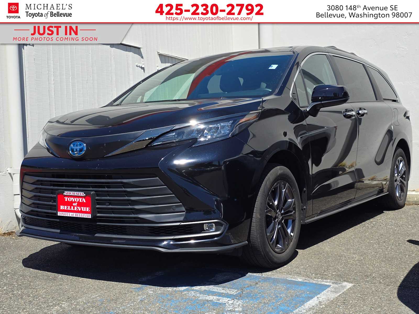 Thumbnail: 2024 Toyota Sienna - 1